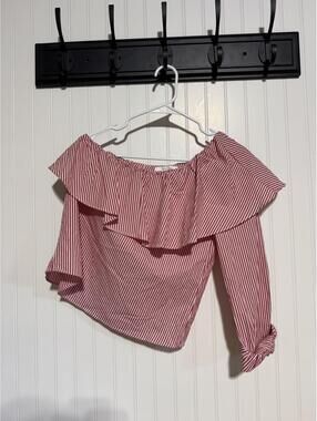 Active USA Red White Striped Off The Shoulder Ruffle Blouse Small Tie Cuff